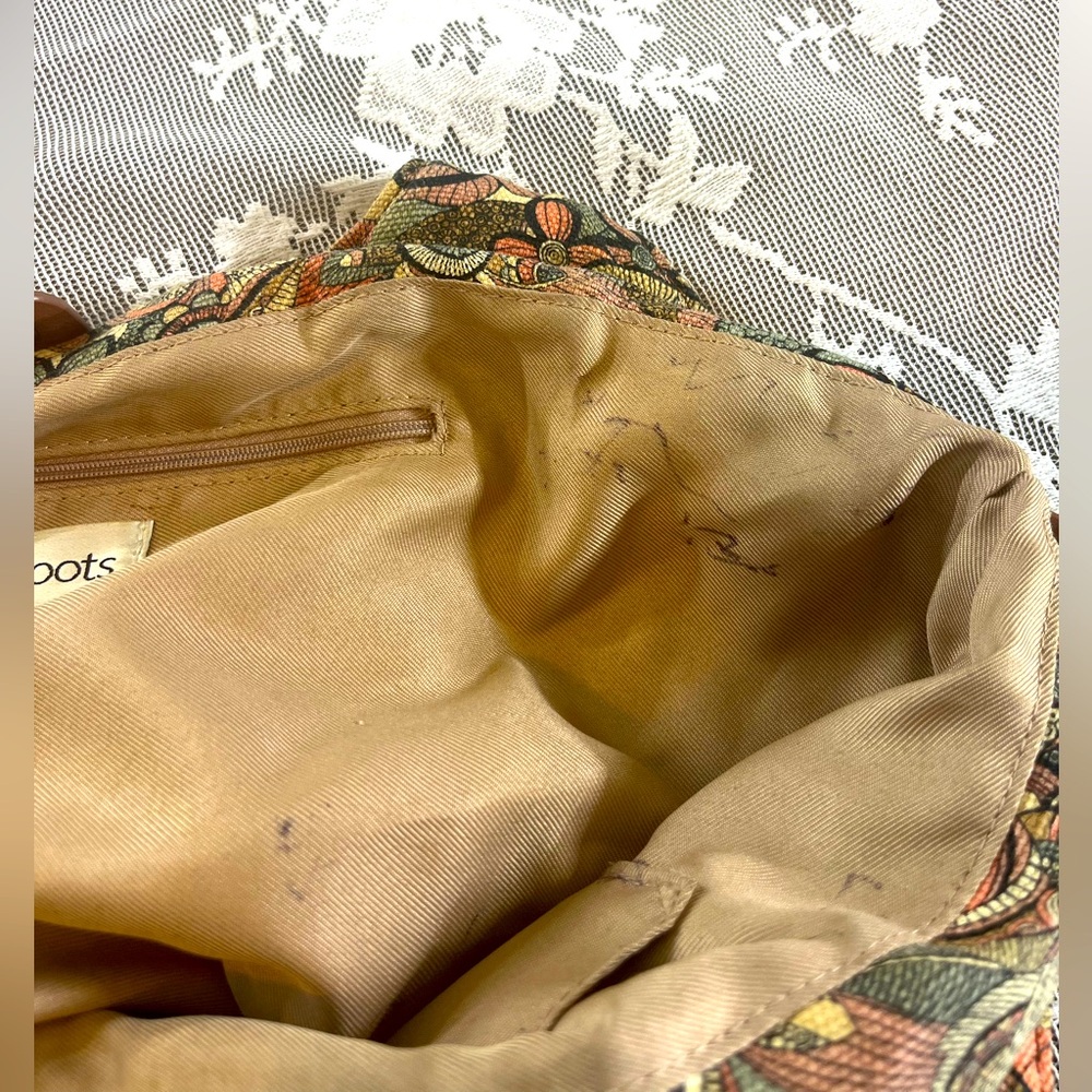 Brown and Tan Handbag - Picture 8 of 16